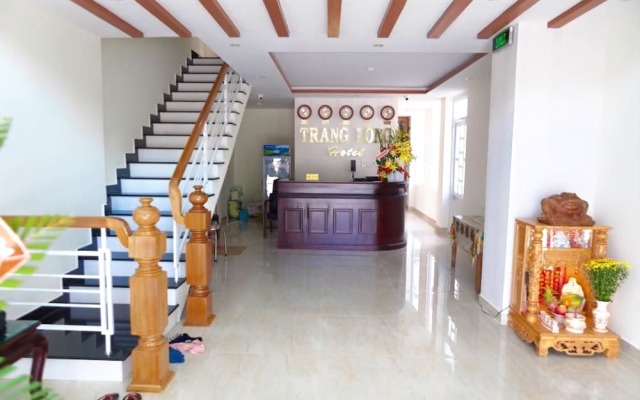 OYO 587 Trang Long