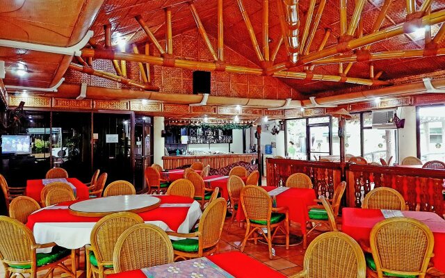 Family Country Hotel & Convention Center