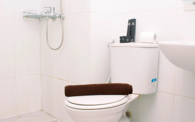 Simply Look Studio Room At Tamansari Mahogany Karawang Apartment