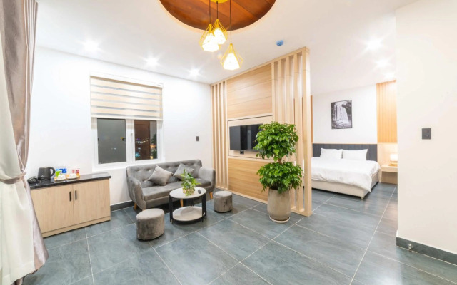 Quốc Khánh Condotel