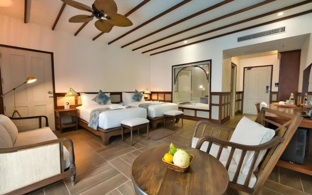 Ban Lao Hotel