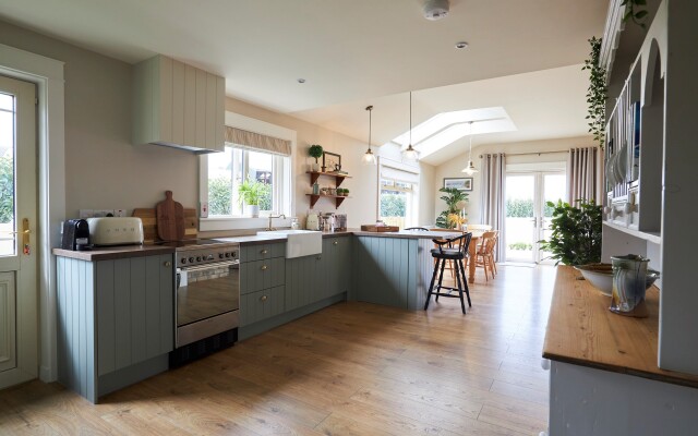 Lovely Home Close to Killaloe and Lough Derg