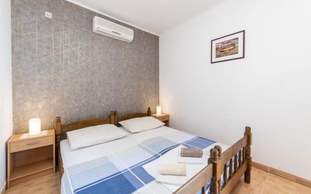 More - 60m From the sea - A3 Sime