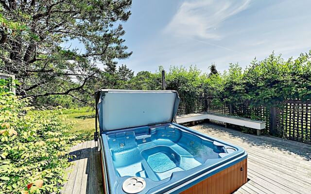 34 Edgartown - 2 Br Home