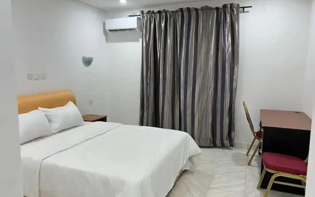 Blue Velvet Apartments