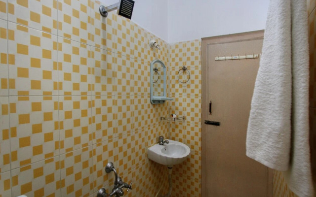 OYO 2420 Ashwa Comfort