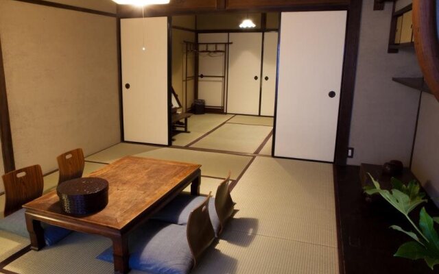 Bed & Breakfast Tsukiya