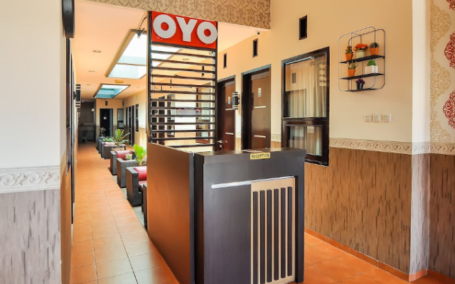 OYO 897 d'Dhave Hotel