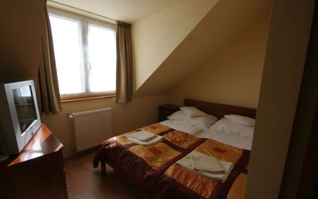 Hotel Patonai