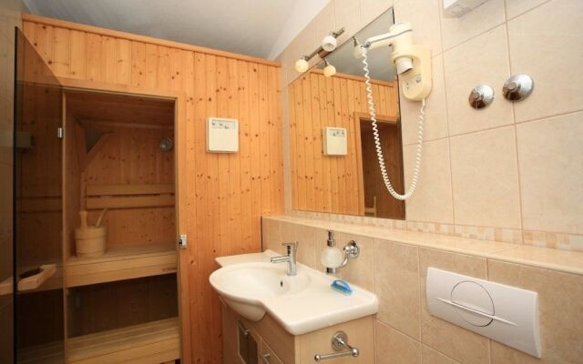Apartment and Rooms Pansion Duba