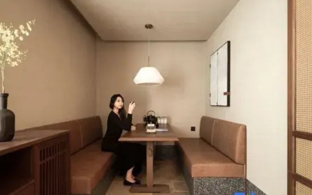 Atour S Hotel (Harbin Central Street Metro Station Branch)