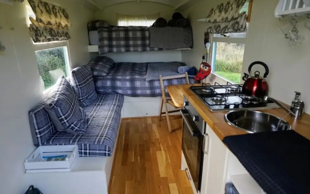 Shepherd's Hut @ Westcote