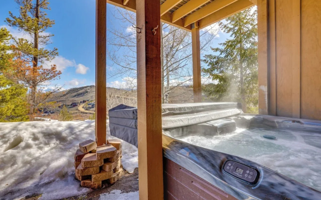 Private Hot Tub: Scenic Granby Vacation Rental!