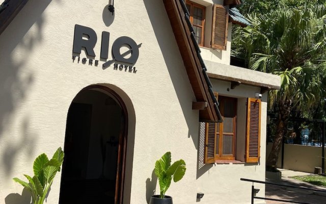 Rio Tigre Hotel
