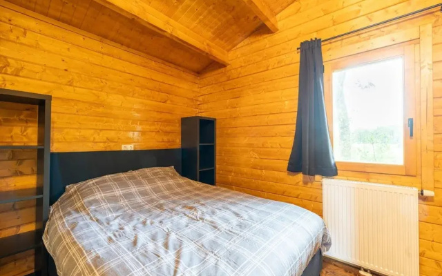 Chalet in Brabant Near Nature Reserves