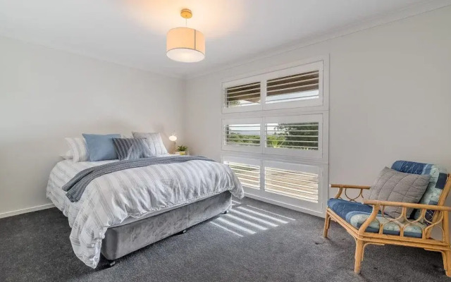 7 Graydens with views in Ventnor
