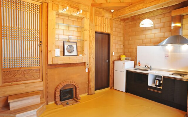 Yeongwol Wolgang Sanhachon Pension