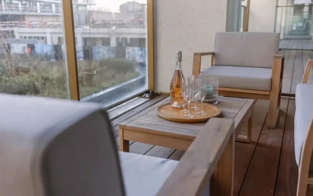 Bright Apartment in Sky Garden With Terrace