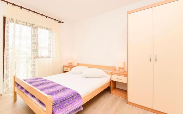 Apartments Zoricic
