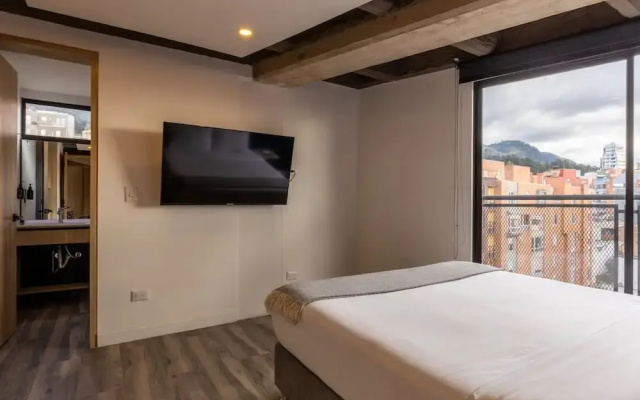Brilliant 1 BR in Chapinero