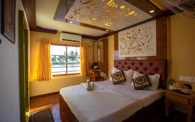 Coco Houseboats, Alleppey