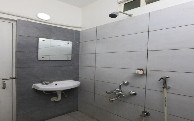 OYO 13536 Hotel Delma