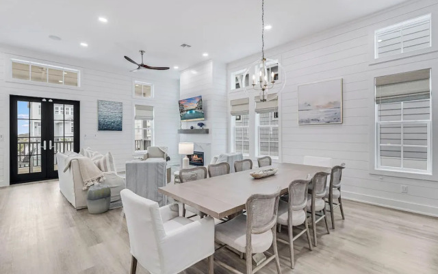 Sandy Cheeks 409 COA