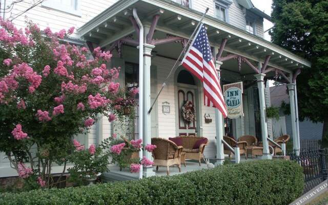 Inn At The Canal Bed & Breakfast