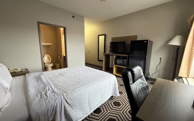 Relax Inn & Suites
