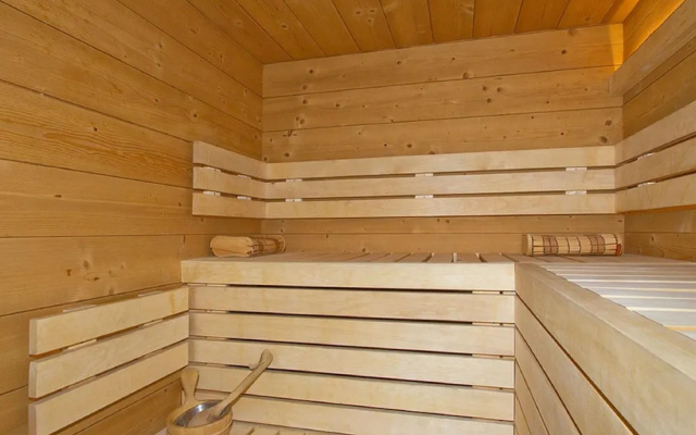 Chalet in Les Deux Alpes With Heated Pool
