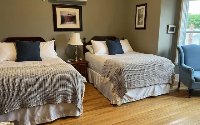 McLean House Bed & Breakfast