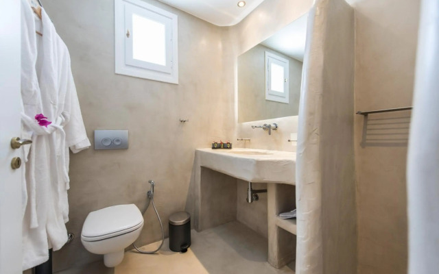 Cycladic Islands Hotel & Spa