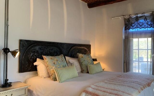 The Karoo Moon Motel