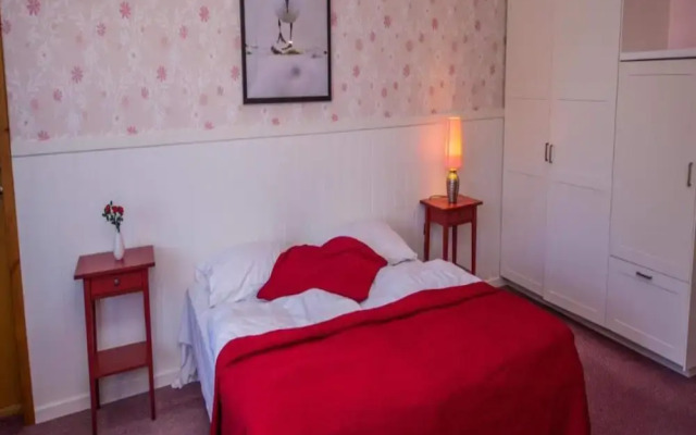 6 Person Holiday Park Home in Romo