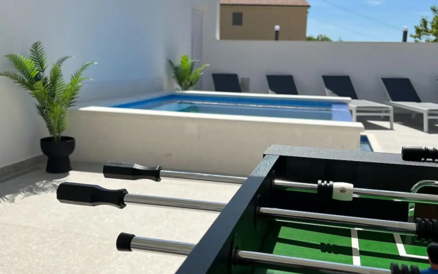 Apartment in Dalmatia near Sea