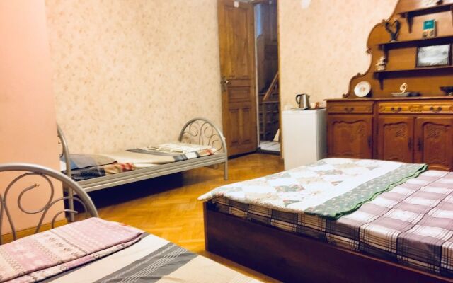 Parallax Hostel