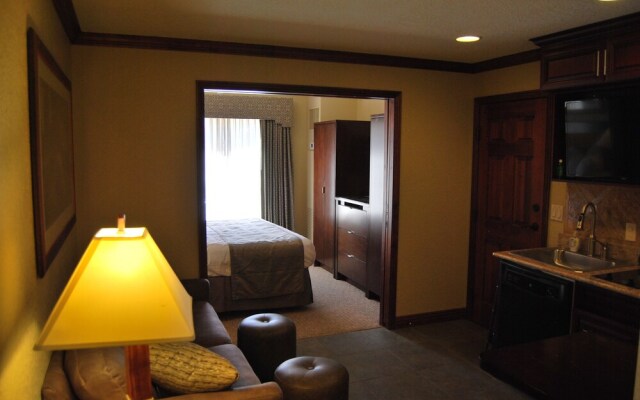 White Pines 1-BD at Westgate - Solace