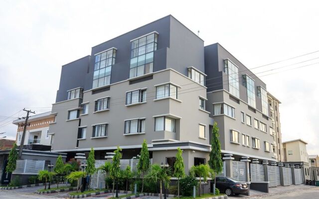 Golden Tulip Oniru Suites