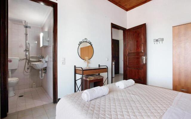 Yiannis Apartment 5 Adults