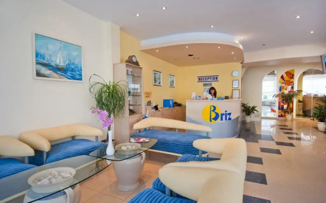 Briz Hotel
