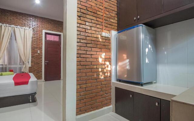 RedDoorz Plus near Cambridge City Square 2