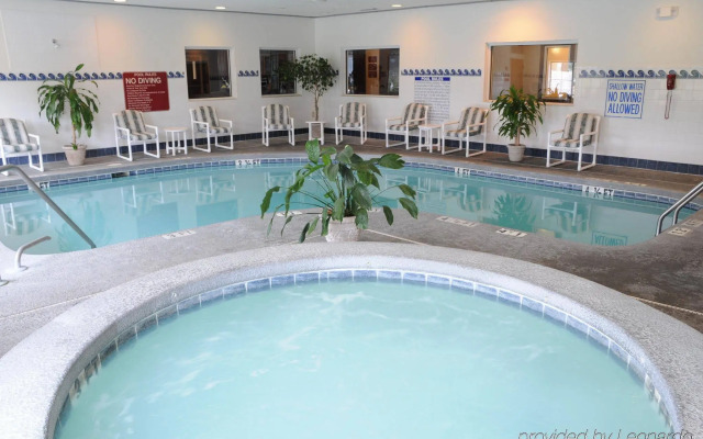 Country Inn & Suites by Radisson, Savannah Gateway, GA