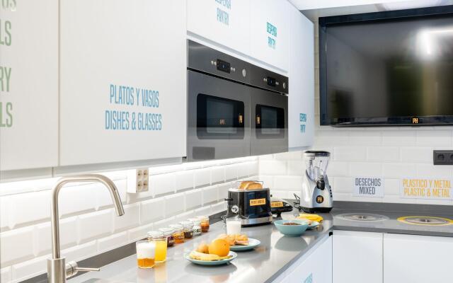 Petit Hostel Palacio Real