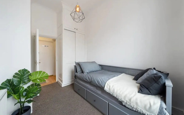 Stylish and Cosy 2BD Flat in Notting Hill