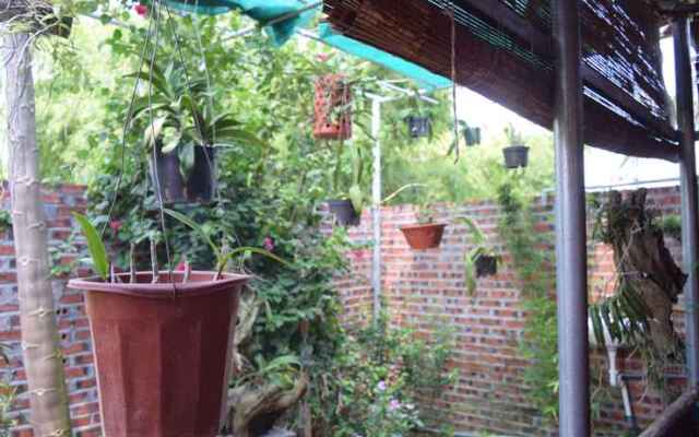 Van Long Family Homestay