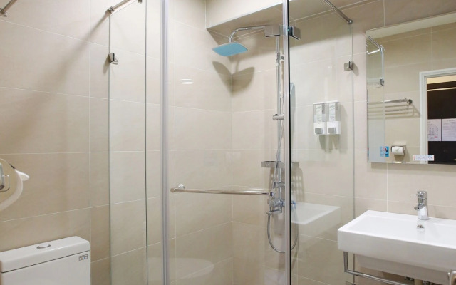 Loosha Hostel