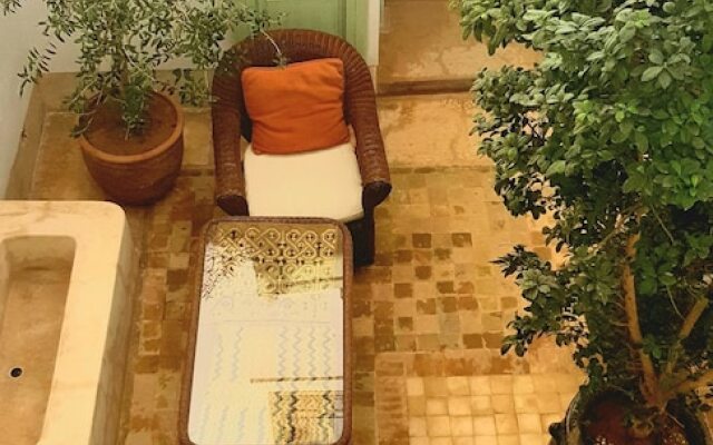 Riad Roshan