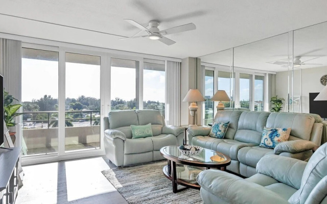 6415 Midnight Pass Road Unit 605