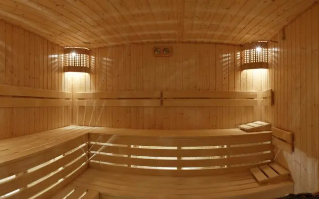 Purple Star Apartments