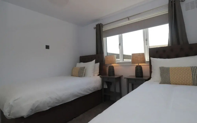 Dunfermline Luxury 3 bedroom house